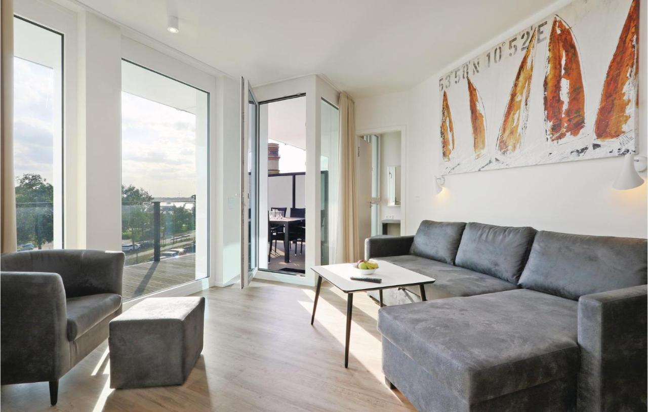 2 Bedroom Stunning Apartment In Luebeck Travemuende Exterior photo